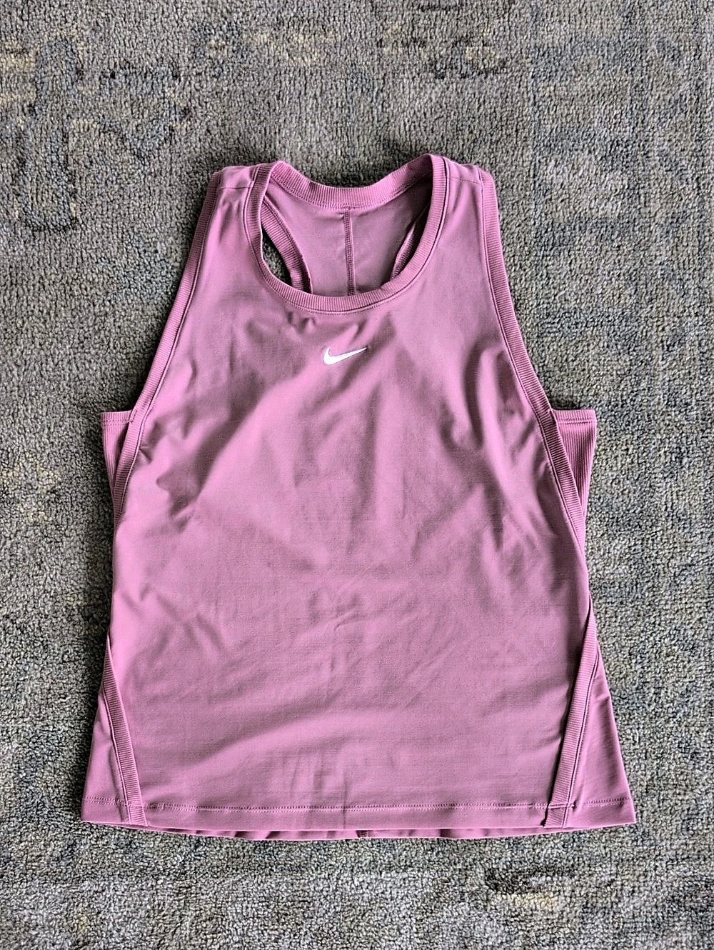 Nike Victory Women's Dri-FIT Tennis Tank Pink Smoke Medium